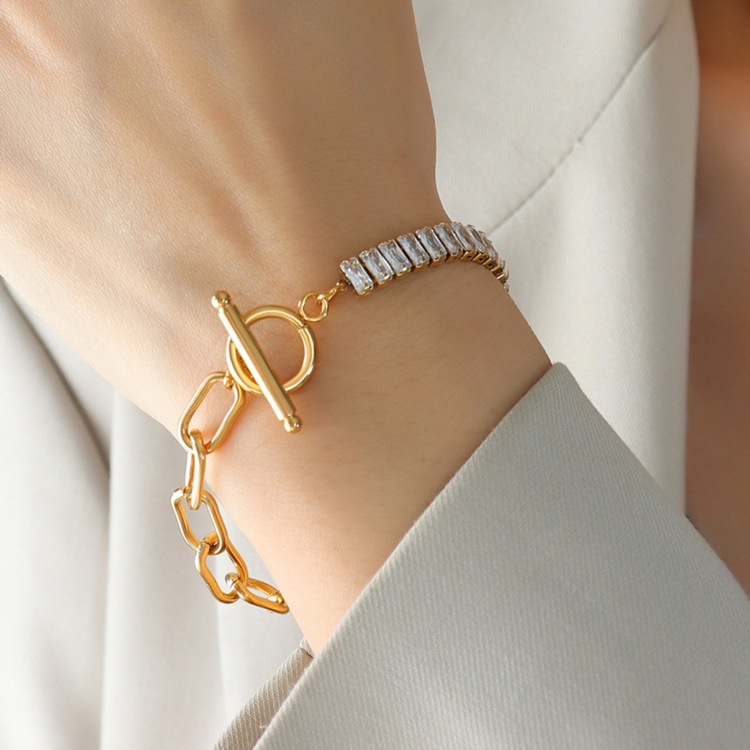 Chelsea Closure Bracelet