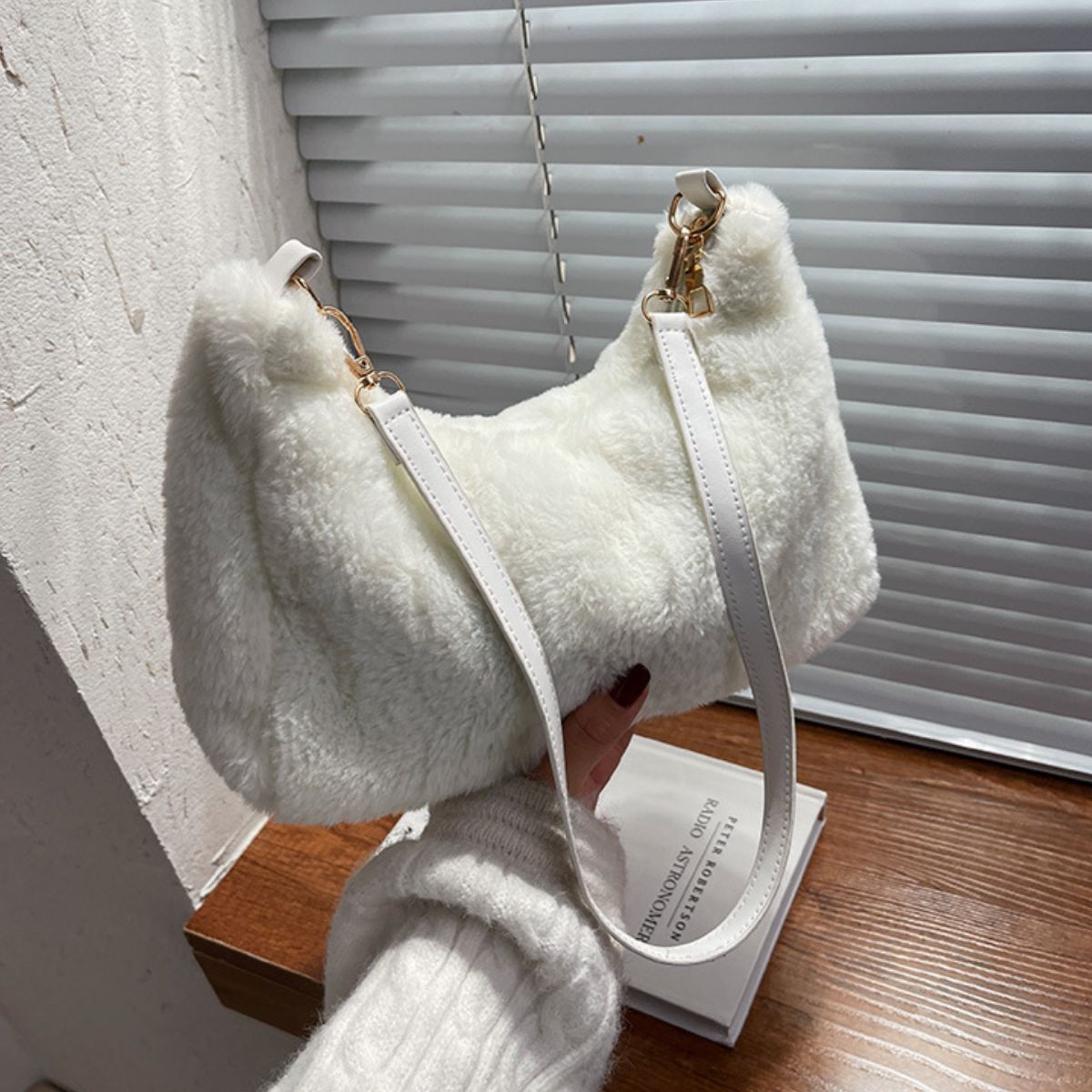 Winter Fur Shoulder Bag