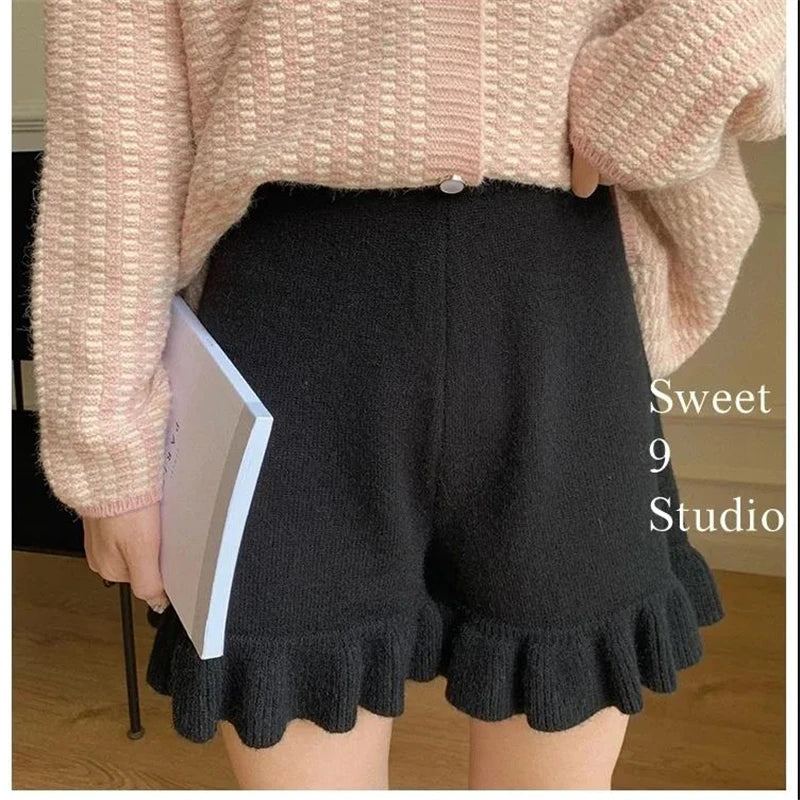 Romy Ruffled Shorts