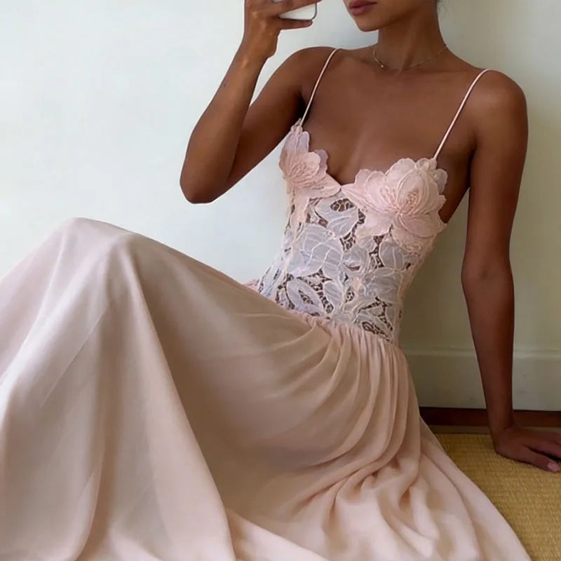 Nicole Lace Maxi Dress