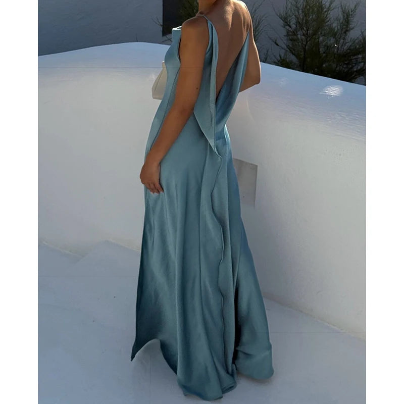Miss Maxi Dress