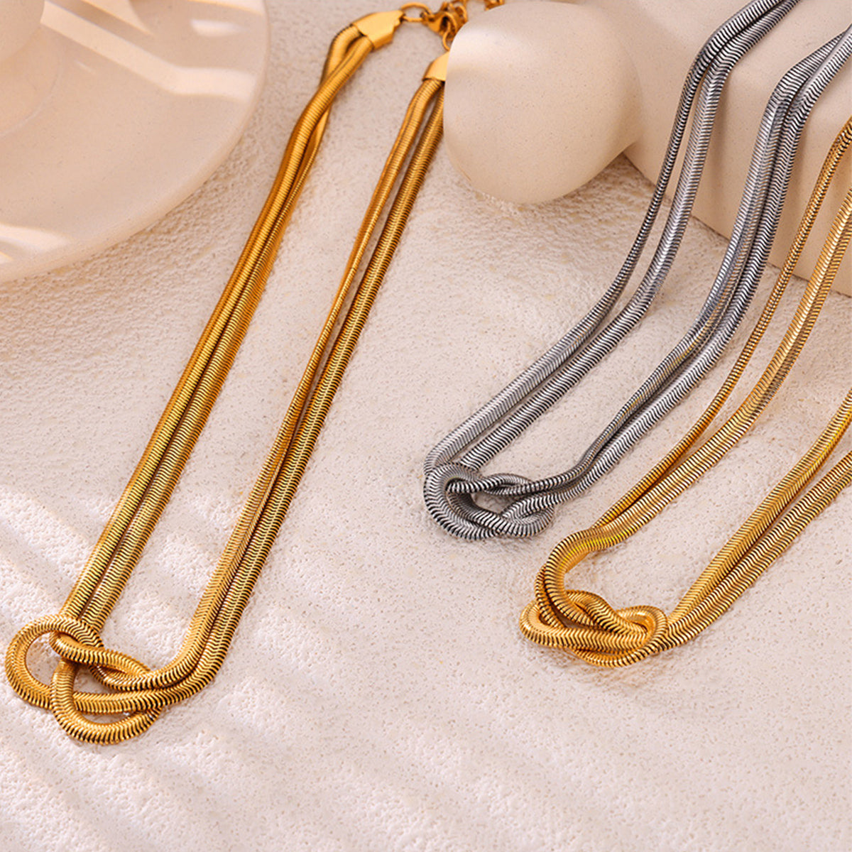 Logan Knot Necklace